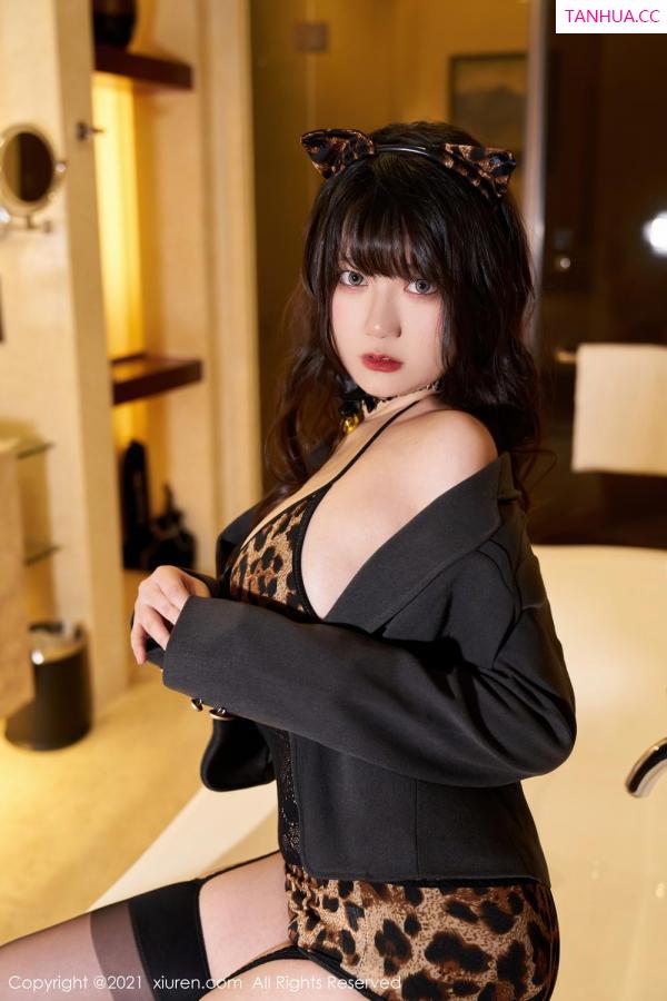 夏可馨  甜美可人的夏可馨 狂野的性感小猫咪第21张图片